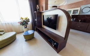 Мебель из массива в гостиную. Квартира 3 ЖК Паркове місто